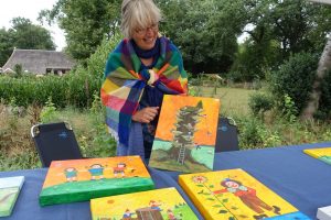 Impressie foto kunstmarkt Wezup Drenthe 2019 schilderijen voor kinderkamers Geja Leever